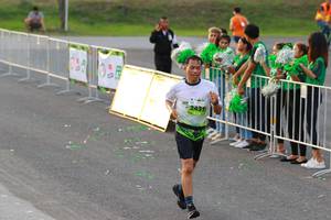 BIB: 2431
                            <button type="button" onclick="openModal(3531157)" class="btn btn-primary btn-sm float-right btn-popup" data-toggle="modal" data-target=".modal-high-quality">
                        <i class="fas fa-shopping-cart"></i> Add to Cart
                    </button>
                                            <button type="button" onclick="isThisMe(3531157, true)" class="btn btn-success btn-sm float-right btn-popup btn-isme hidden" data-toggle="tooltip" data-placement="bottom" title="นี่คือรูปของคุณใช่ไหม คลิกที่นี่เพื่อเอาเข้าอัลบั้ม">
                        <i class="fas fa-plus"></i> Add to album
                    </button>
                    <button type="button" onclick="isThisMe(3531157, false)" class="btn btn-warning btn-sm float-right btn-popup btn-isnotme hidden">
                        <i class="fas fa-ban"></i> Remove from album
                    </button>